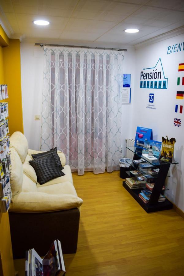 Pension Waksman Valencia Bagian luar foto