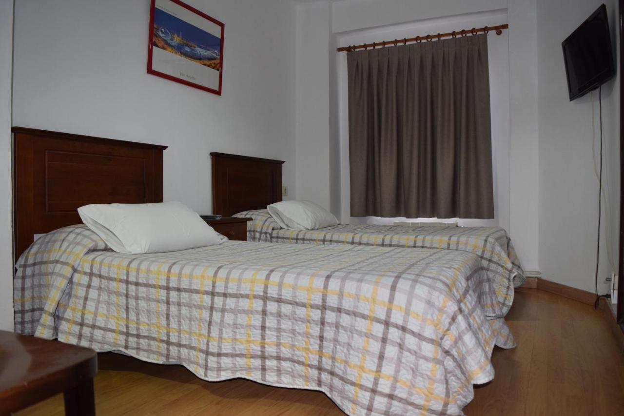 Pension Waksman Valencia Bagian luar foto